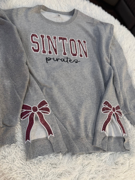 Wildcat Embroidery with Side Bows Tee